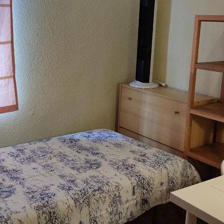 Habitacion Individual En Apartamento Centrico Madrid Ngoại thất bức ảnh